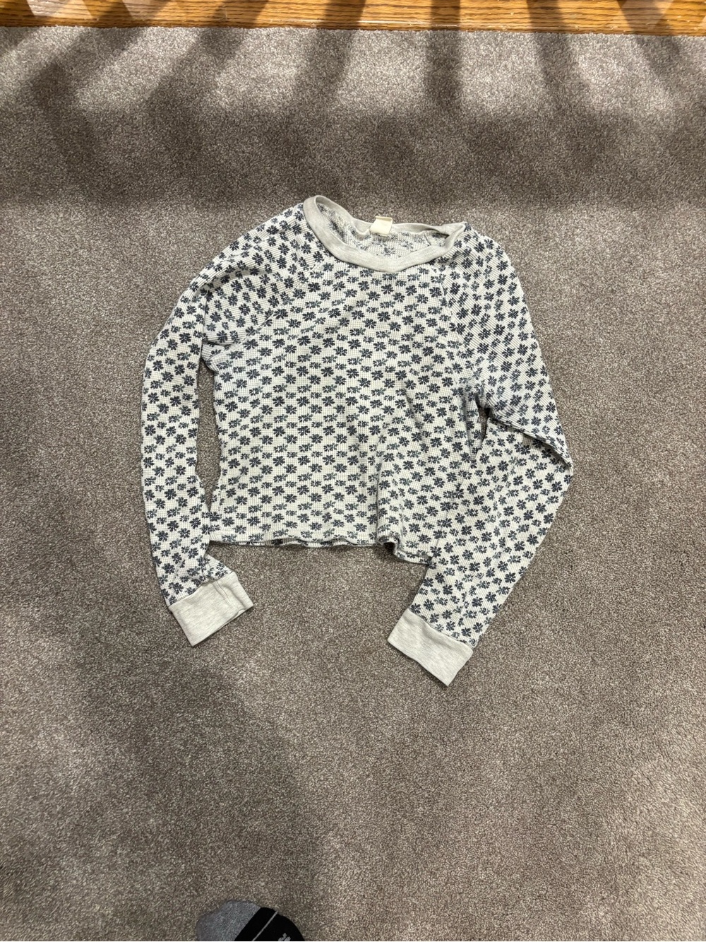 PacSun Light Gray Long Sleeve with Navy Floral Print